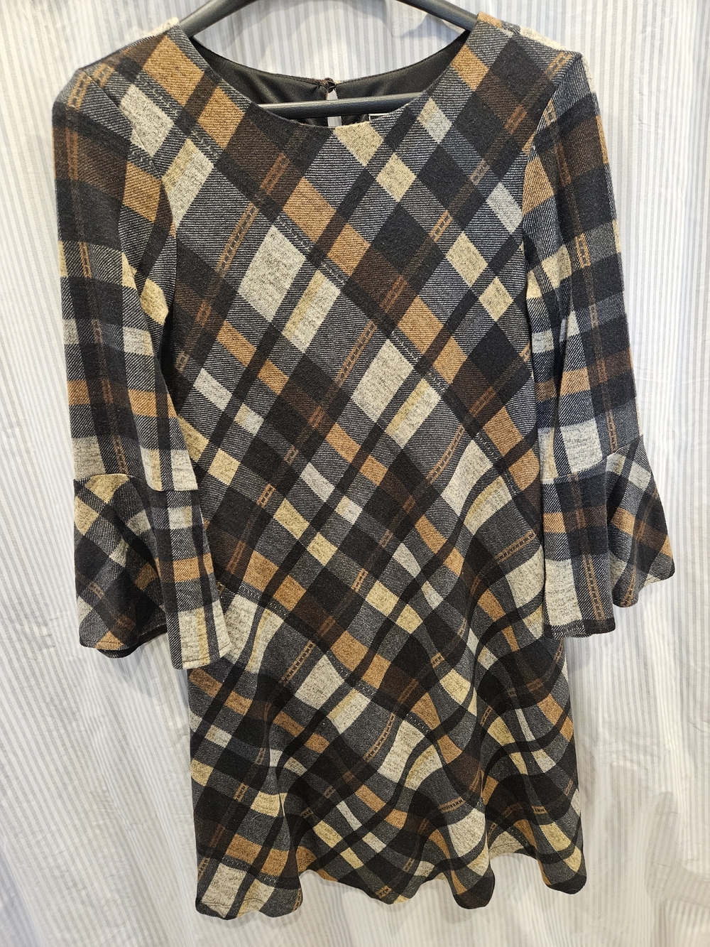 JH Plaid Bell Ruffle 3/4 Sleeve Plaid Lined Dress Women's Size Small